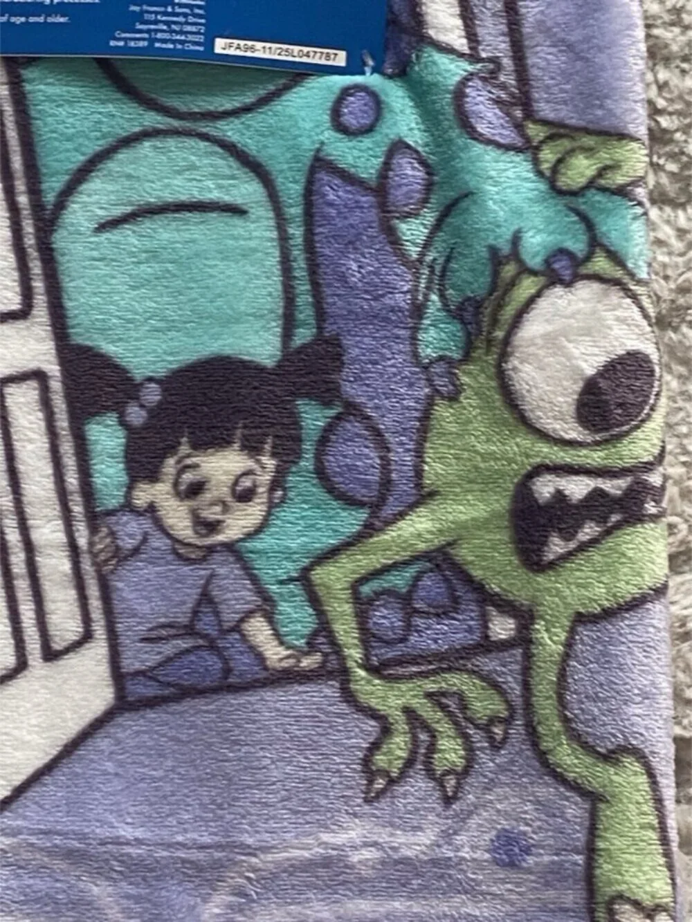 Disney‎ Pixar Monsters Inc Throw Blanket 50”X 70” Sully Mike Boo VIRAL NEW
